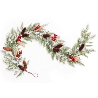 China New Design PE Christmas Decoration Garland with PE and Pine Cone for sale