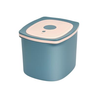 China Confirmed Pakeway Evacuation Pet Food Container - USB Power Pursuit for sale