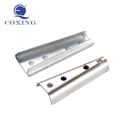 China Modern Sofa Connector Hinge Stability And Convenience Sofa Hinge With Tapered Latch for sale