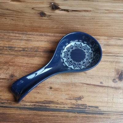 China Viable European Blue Color With Decal Ceramic Spoon Rest Kitchen Care Hotel Stoneware Spoon Holder for sale