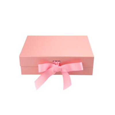 China New Arrival Handmade FO Valentines Day Luxury Rose Box Ribbon Gift Box Simple Elegant Folding Glossy Magnetic Packaging for sale