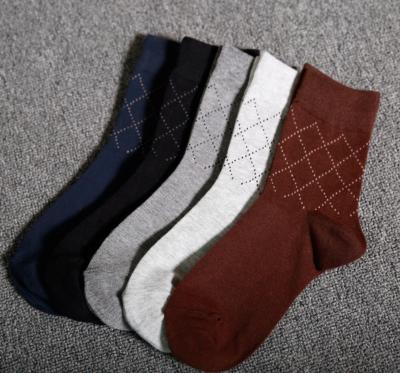 China Own Mens Casual Cotton QUICK DRY Designer Printed Socks For Men Crew Knocks Logo Design Embroidered High Quality Custom Made Custom Knit for sale