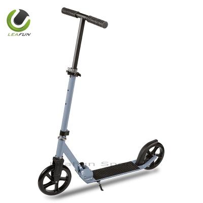 China Youth Pro Light Weight Kick Scooter with 3-Seconds Easy-Fold-Carrying Mechanism.3 Level Height Adjustable Handle for sale