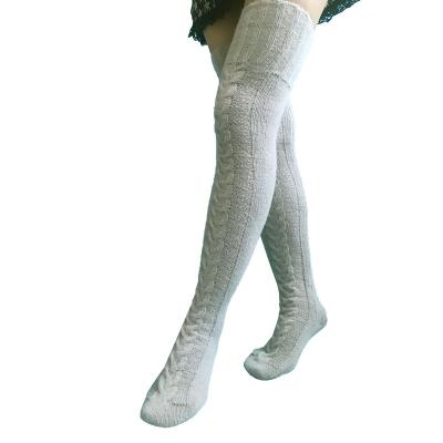 China Long Warm Breathable Christmas Knee Socks and Cozy Knitted Socks for sale