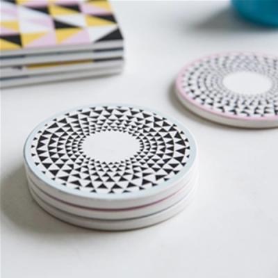 Cina Fantastic Glass Table Mat Table Coasters Drinks Cup Pad Durable Ironing Pad in vendita