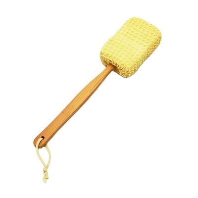 China Wholesale Natural Natural Sisal Wood Exfoliating Cleansing Body Whole Back Brush With Long Handle for sale