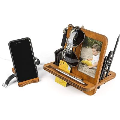 China PORTABLE Wooden Docking Station Nightstand Organizer for Men Phone Tablet Watch Stand Charging Station Handmade Birthday for sale