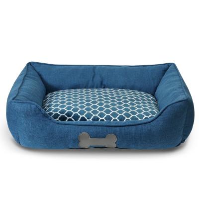 China Travel Machine Washable Ultra Soft Pet Sofa Rectangle Pet Bed With Printing for sale