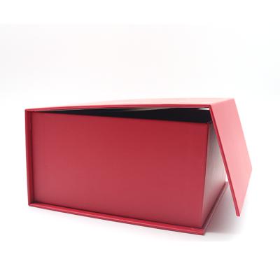 China Recyclable Custom Printed Luxury Hard Cardboard Red Rigid Paper Magnetic Gift Packaging Box for sale