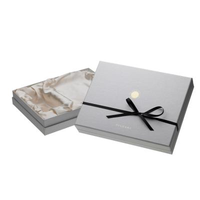 China Recyclable Custom Design Luxury Recycle Hardcover Perfume Box Paper Gift Box With Ribbon for sale