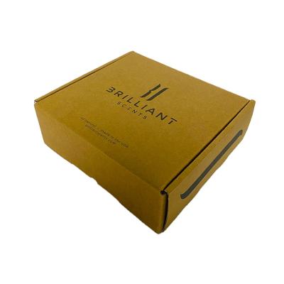 China Low MOQ Foldable Packaging Mailing Boxes Packaging Recyclable Custom Corrugated Paper Box With Protective Insert for sale