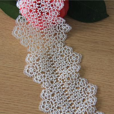 China Viable Wholesale Embroidered Milk White Lace Trim Embroidery Lace Fabric Border Lace Trim Silk for sale