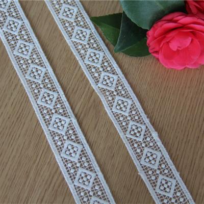 China 2020 New Product Rhombus Design Water Soluble Lace Pure White Milk Silk Silk Laces African Guipure Lace for sale