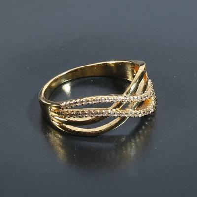 China FASHIONABLE Hot Sale Paved Diamonds Twisted To Shape Real 18k Gold Plated Ring For Women Jewelry for sale