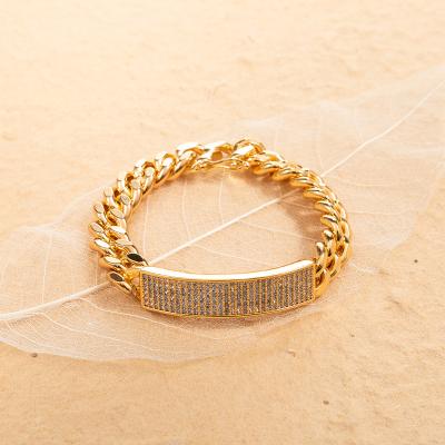 China 2022 hot luxury brand FASHIONABLE 18k real gold plated custom gemstone thick chain bracelets for women jewelry for sale