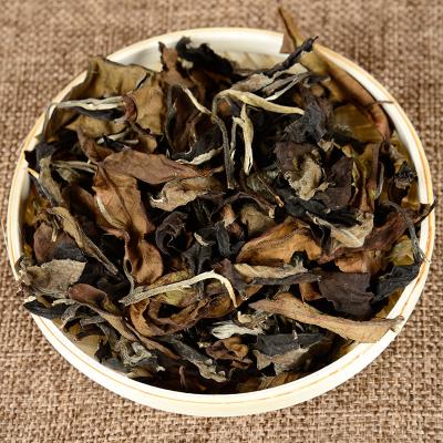 China Yunnan leaf type of loose tea large loose organic white tea is moonlight white tea from Yueguang white tea for sale