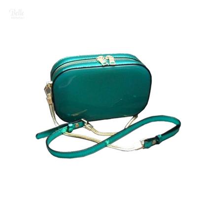 China New Fashion Lady PVC Party Chain Custom Made Metal Logo Crossbody Bag For Ladies for sale