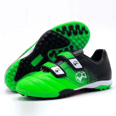 China Mens Soccer Shoes Performance Mens Copa Mundial Soccer Shoe for sale