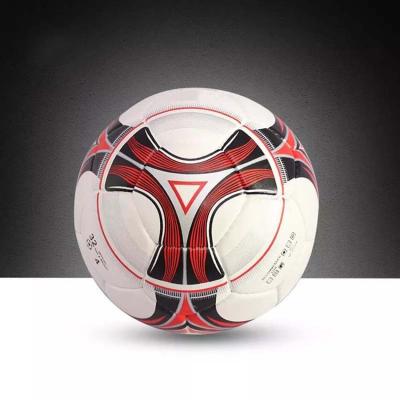 China Factory match soccer ball new design traditional soccer ball directly tpu soccer ball for sale