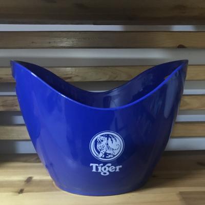 China Best Selling High Quality Eco-friendly Clear Plastic Ice Bucket For Beer PS Shoe Shaped Double Handle 3.5L Plastic Beer Ice Bucke for sale