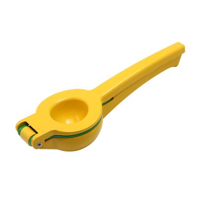 China Viable Wholesale Manual Double Layer Aluminum Alloy Fruit Juice Press Lemon Green Yellow Material Orange Juicer for sale