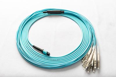 China 40Gbps 10Gbps Fiber Optic Jumper Cable MPO 3mm Fiber Optic Cable for sale