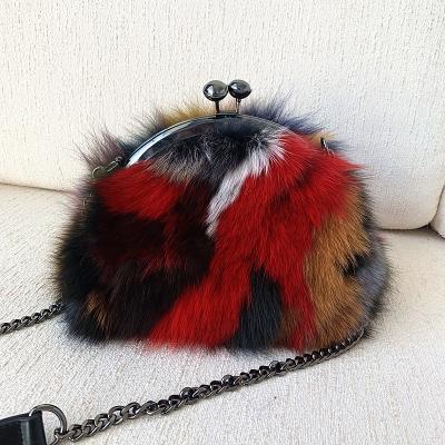 China Real Fox Fur Clip Bag Women Handbags Eco-friendly Fox Fur Lady Bags Eco-friendly Material Stylish Fox Fur Sling Bag for sale