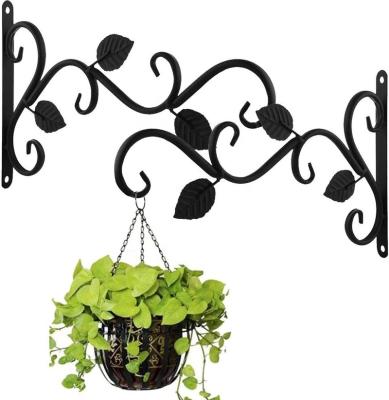 China Furniture Support Hanging Plants Frame Wall Planter Hooks Flower Pot Iron Lanterns Hanger For Indoor Garden Patio for sale