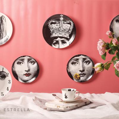 China Wholesale Unique Europe Design Art Fashion Human Face Tray Ceramic Round Dish For Decoration Jewelry for sale