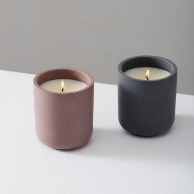 China Wholesale Custom Ceramic Unique 13.6oz Europe Clay Soy Candle Jar Luxury Candle Jars With Lids For Candle Making for sale