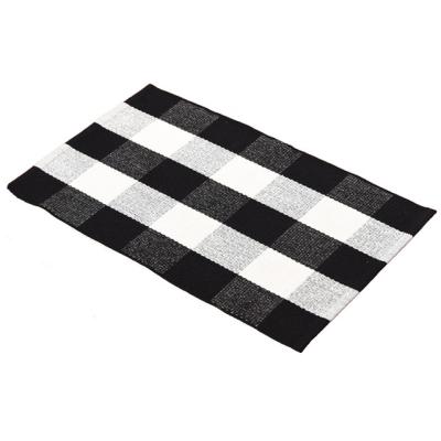 China Anti-Slip Black And White Check Blankets Plaid Blanket Buffalo Cotton Plaid Blanket for sale