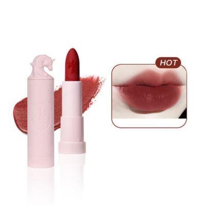 China Waterproof 24 Hours Glossy Lipstick Wholesale Classic Color No Lip Scratches Waterproof Lipstick for sale