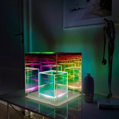 China Runshun Modern Factory Supply Direct Rubik's Cube RGB Table Lamp Atmosphere Led Desk Lamps for sale