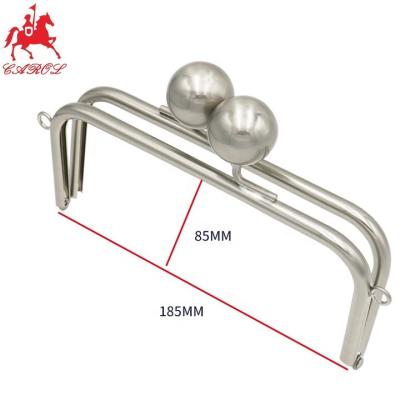 China High Quality Eco-friendly Hardware Bag Accessories Kiss Lock Purse Frame Metal Bag Frame for sale