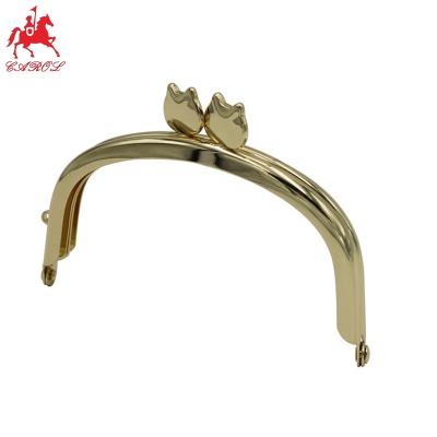 China OEM Factory Kiss Clasp Lock Metal Bag Purse Nickel Free Frame For Hardware Accessories for sale