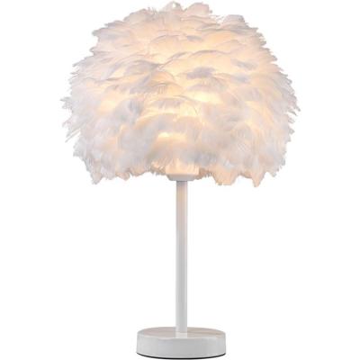 China American creative simple European style feather table lamp ostrich hair modern desk lamp for sale