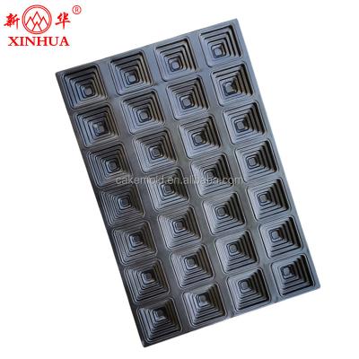 China Sustainable Tower Type Non-Stick Tower Shape Baking Tray Makers / Tower Type / Customize A Variety Of Cake Pan Sizes for sale