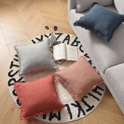 China SIPEIEN Anti-Static Decorative Linen Pillow Covers Custom Logo Linen Fringe Throw Cushion Pillow Cover 18 x 18 inch for sale