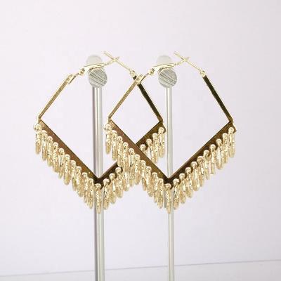 China TRENDY Fashion Jewelry Square Gold Color Plated Circle Earrings With Round Tassel For Women for sale