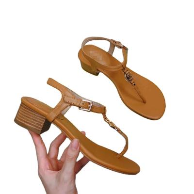 China 2022 New Style Fashion PU Ladies Sandals Anti-Slippery Popular Women Block Heel Summer Shoes Leather Shoes for Girl and Ladies for sale