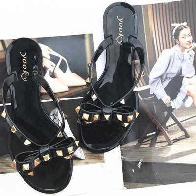 China One Pair Anti-slippery Delivery Fashion Jelly Ladies PVC Shoes Late Summer Shoes Women Flip Flop Rivet Beach Slippers For Girl for sale