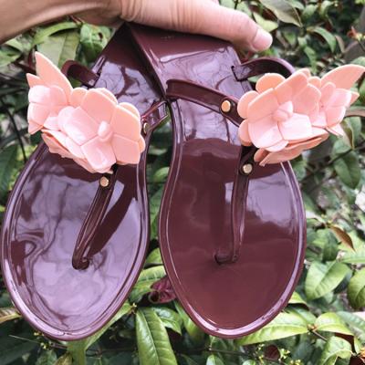 China Popular USA Anti-slippery Jelly Ladies Beach Slippers Flower Girl Three-Dimensional Wholesale 2022 Summer Latest PVC Shoes For Yong Girl for sale