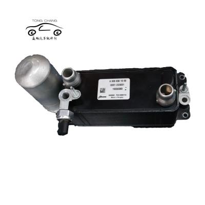 Cina A0998301000 Q001ZGS001 15558380 Condensatore auto per Mercedes serie W447 W293 in vendita