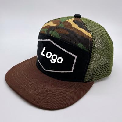 China 2021 Hot Sale 7 Panel COMMON Bill Custom Embroidery Men Flat Caps Camouflage Snapback Hat for sale