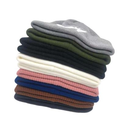 China Brand Embroidery COMMON Logo Plain Soft Vintage Winter Customized Hat Knitted Beanie Men for sale