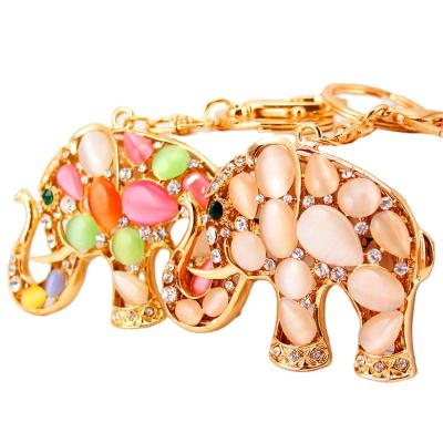 China Charm Trendy Gift Elephant Key Chain Car Purse Purse Birthday Wedding Party Wedding Party Key Chains for sale