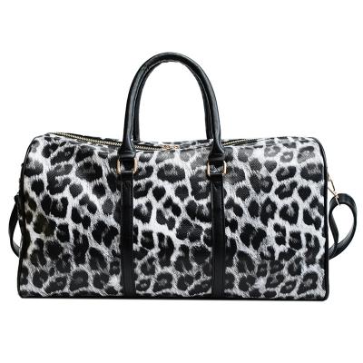 China Fashion Leopard Printing Large Weekend Travel Overnight Totes Carry On Luggage Bags Designer Leather Spend The Overnight Duffel Bag Custom Gym for sale