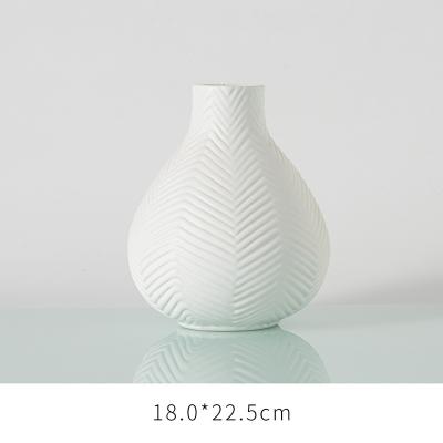 China Rough flower arrangement decoration in matte Japanese ceramic zen pottery ware Nordic simple traditional white vases for sale