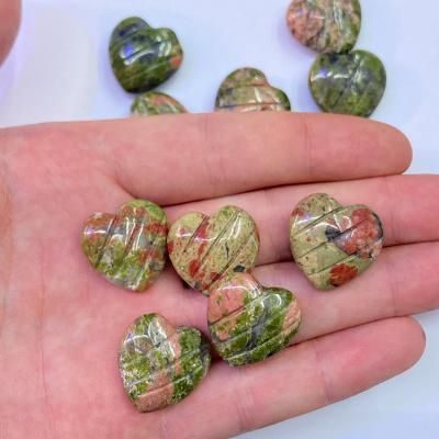 China China Red Heart Shape Quartz Unakite Green Wedding Jewelry Private Label Price Crystal Stone Crafts for sale