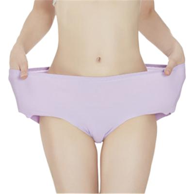 China Women's Traceless Ice Silk Breathable Plus Size Underwear Mid Waist Plus Size Breathable Briefs for sale